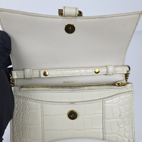 BALENCIAGA - Crocodile Embossed Leather Hourglass Wallet On Gold Chain - Picture 9 of 14